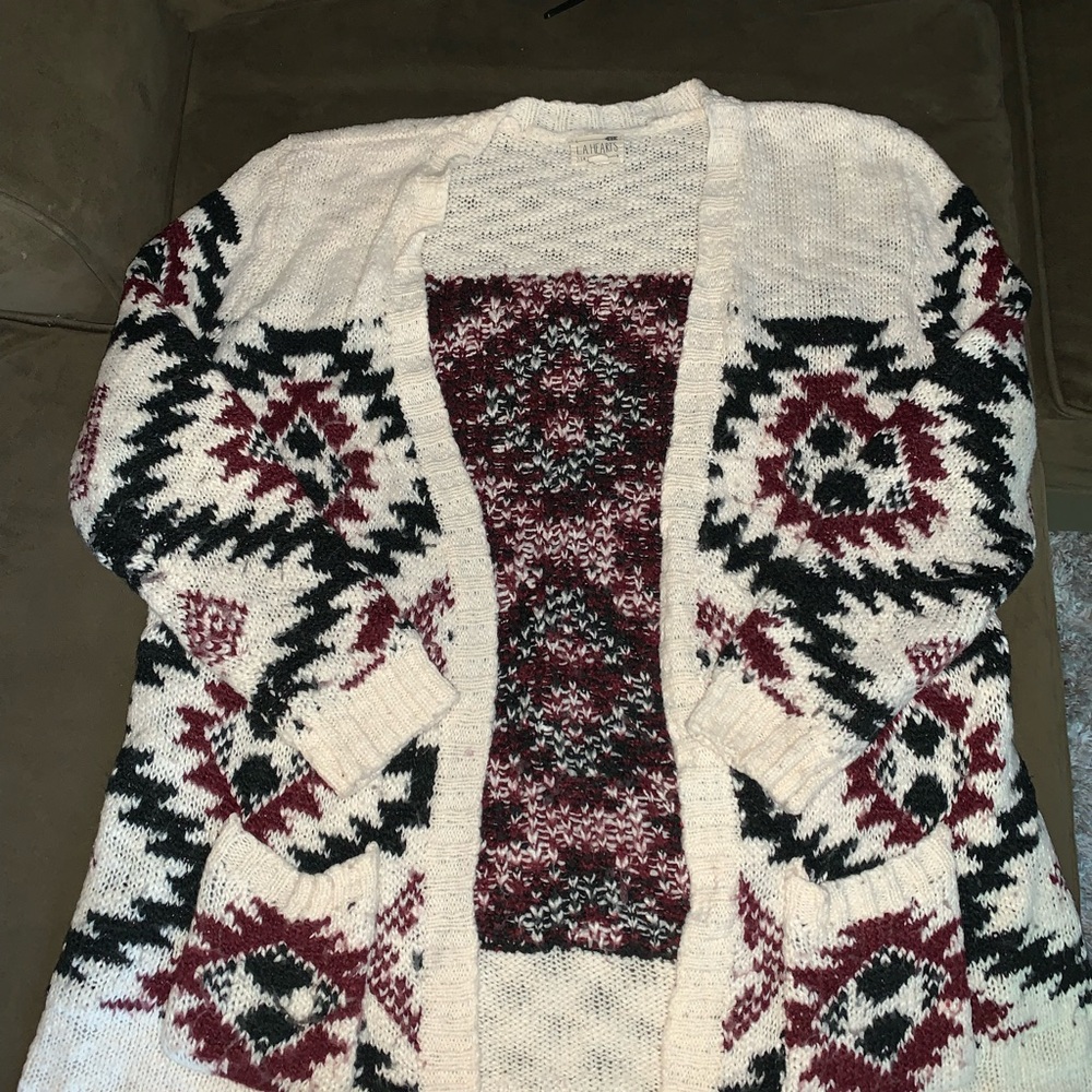 Cozy White and Red Patterned Women Sweater